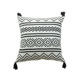 Bohemian Latest Design Chenille Cushion Cover For Sofa Moroccan Printed Throw Pillow Cover With Tassel Boho Cushion Cover