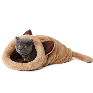 Ready to Ship Factory Price Cat Cute Bag Warm Pet Bags Cat Slipper Shape Kitten Pad Bed House Coral Fleece Sleeping Cat Bag