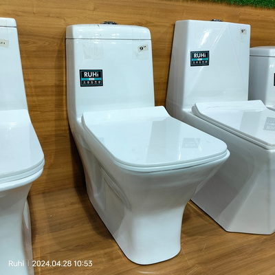 High Quality Siphonic One Piece Toilet Ceramic Wc S Trap Toilet Set inodoros modernos Water Closet