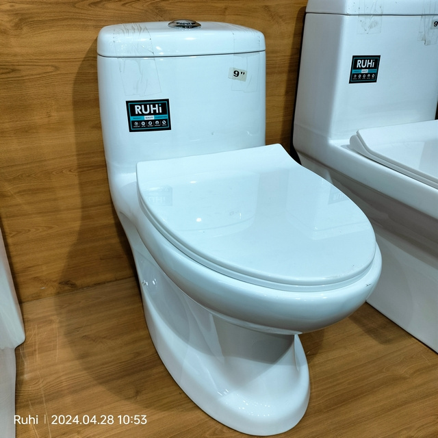 New Design Modern Bathroom Commode Australian Standard Tall Toilet one Pieces Sanitaryware