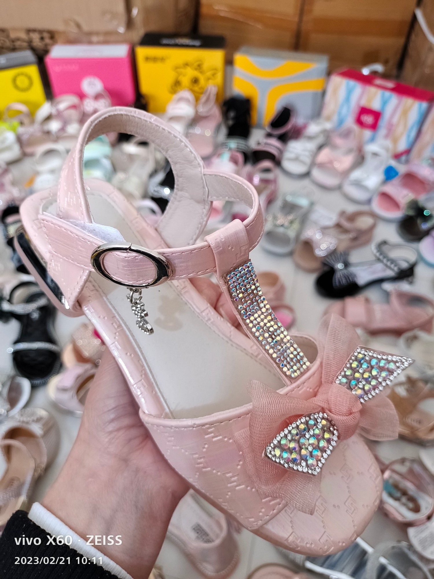 New cheap bulk wholesale mixed style summer baby sandals flat fashion trendy children's sandals