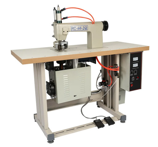 Lace Making Machine Ultrasonic Non Woven Fabric Sewing Machine for Embossing Flower Decoration