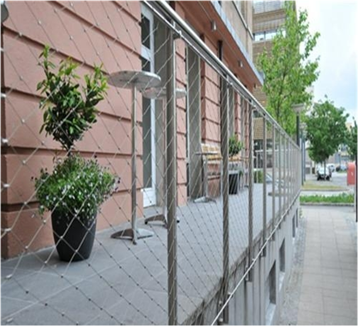 High quality hot dipped galvanized diamond wire mesh used chain link fence for sale factory price