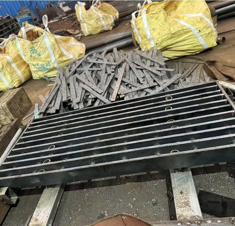 factory custom Grate hot-dip galvanized Steel Floor Drain Grate Outdoor Drain drainage channel steel grating