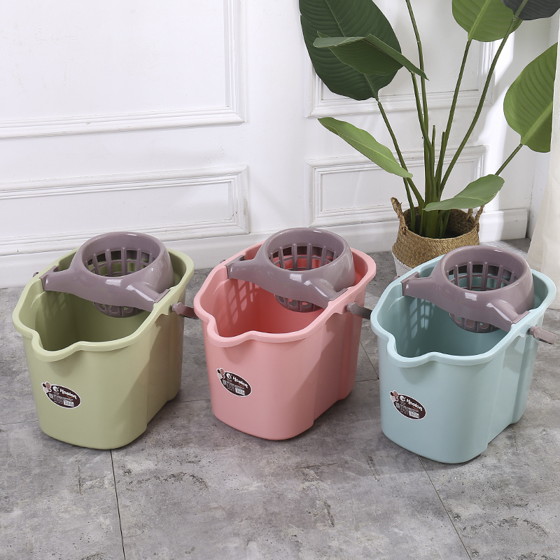 High Quality Household Plastic Water Buckets Comfortable Handle Mop Bucket with Wheels