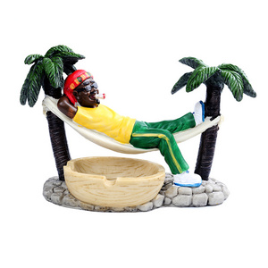 Wholesale Resin Ashtray Cool Color Designer Ashtray Fancy Smoking Tobacco Resin Rasta Jamaican Ashtray