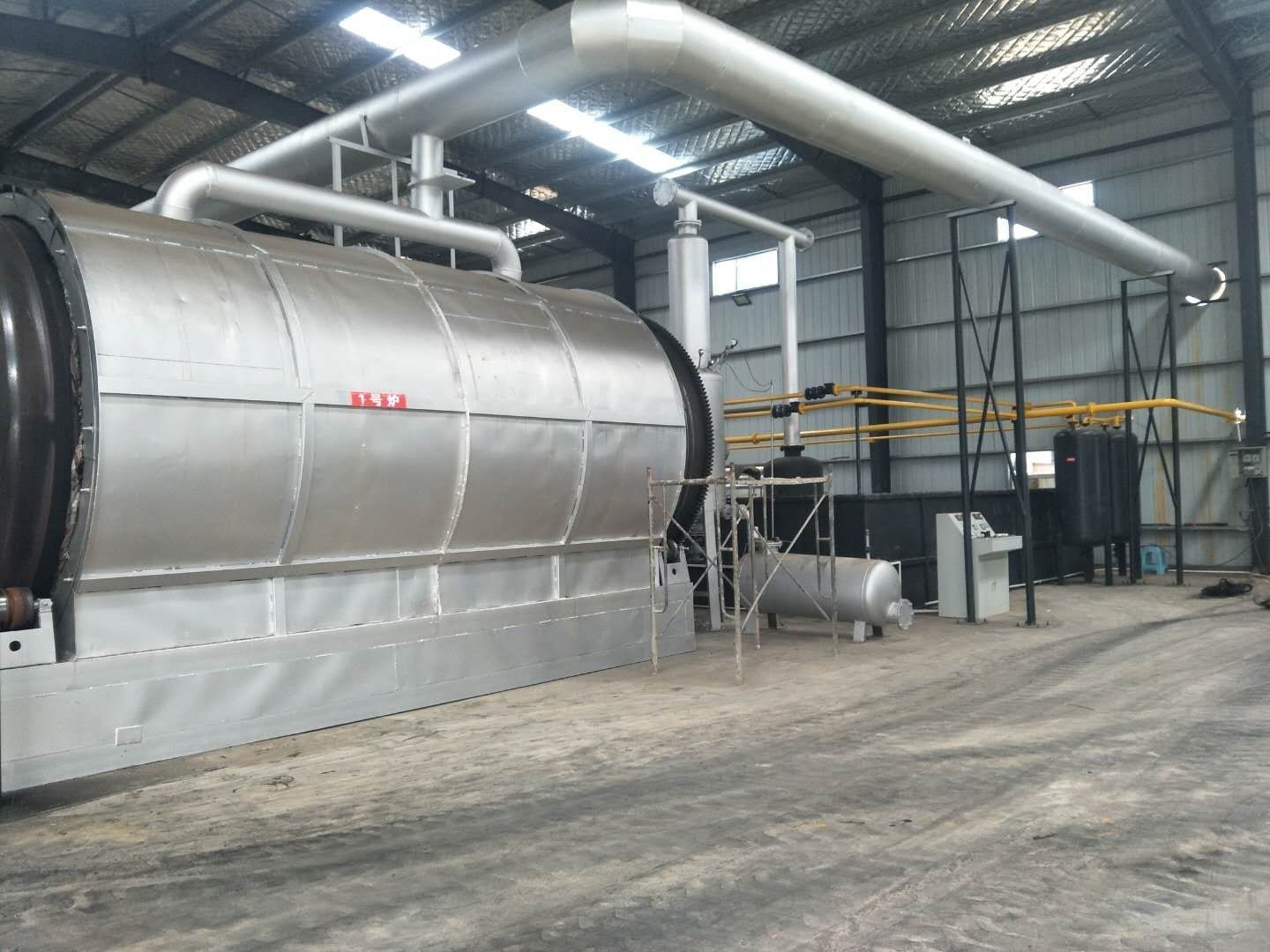 Semi-continuous used tire to oil machine plant used tire rubber recycle plant waste rubber to oil made in Henan Shangqiu