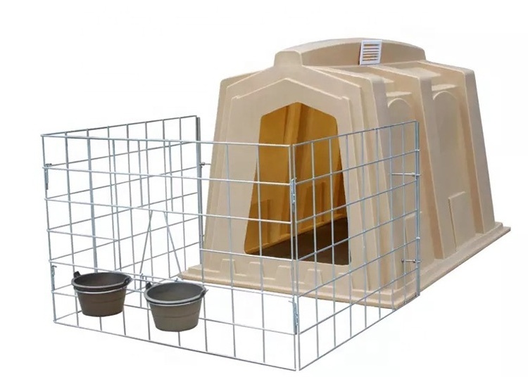 Polyethylene calf hutch with fencing