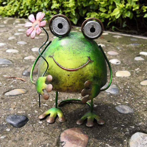 Cute metal frog solar lights lawn outdoor garden ornament decorations