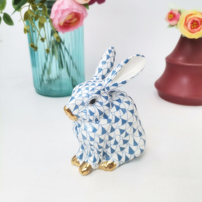 2022 Manufacturer Hand Craft White&Blue Ceramic Ornament Rabbit Art Statue Figurine for Home &office Desktop Decor &gift