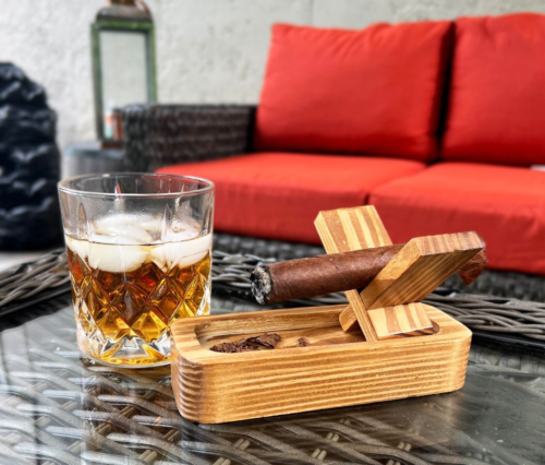 2 IN 1 Wooden Cigar Ashtray with Cigar Holder Cool Ashtray for Cigarette