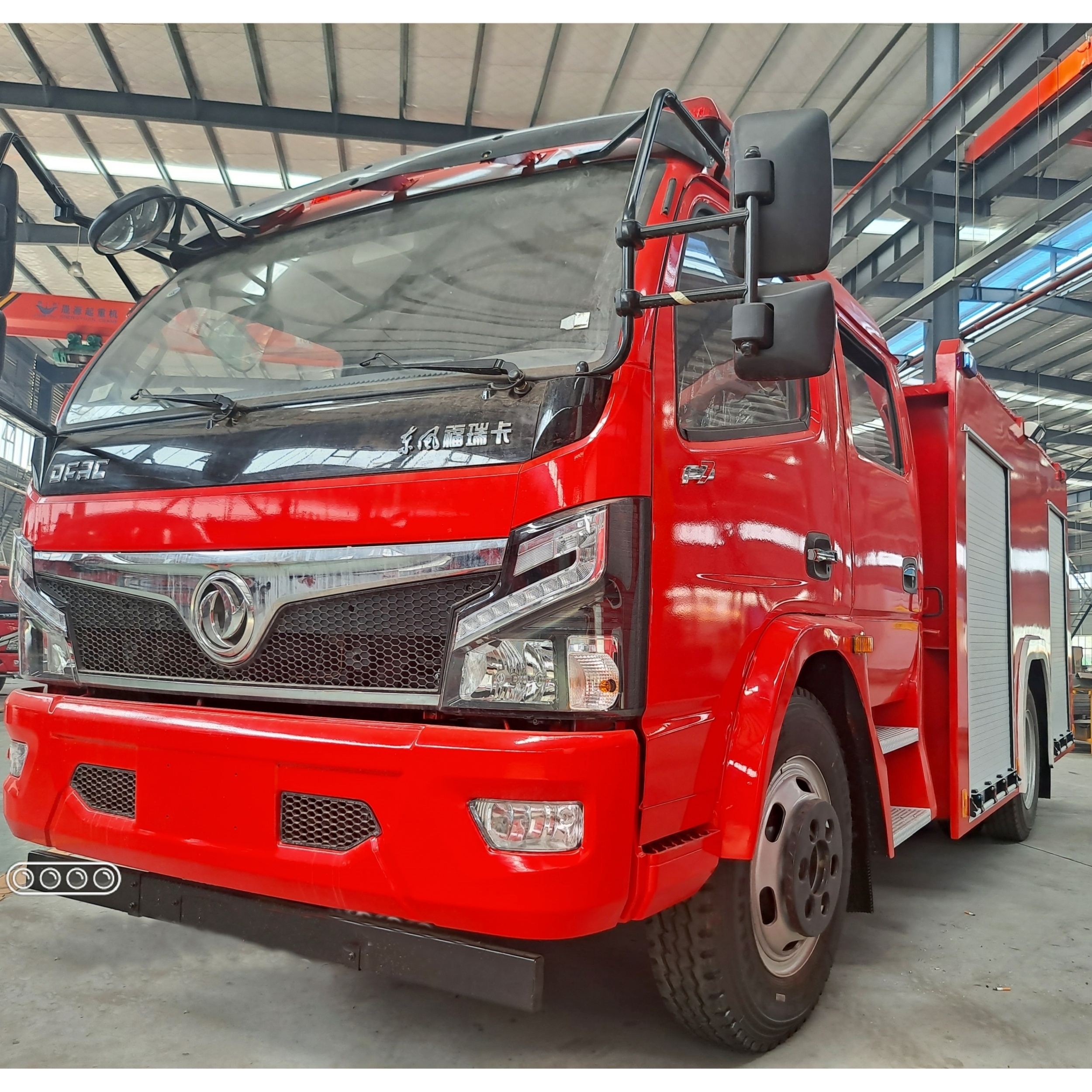 Dongfeng 4x4 Fire Truck Fire Fighting Truck Manufacturer With Good Price