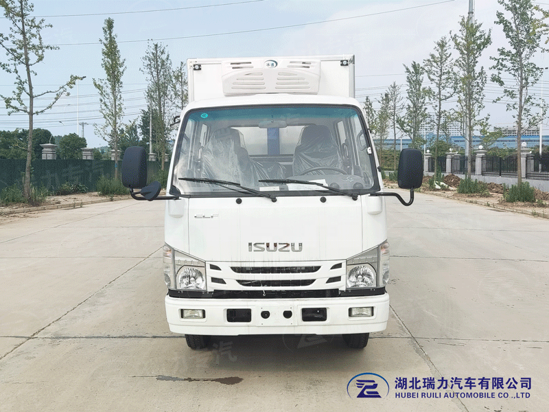 I Suzu 4X2 Small Food Refrigerator Truck Van freezer Food Delivery Trucks for sale