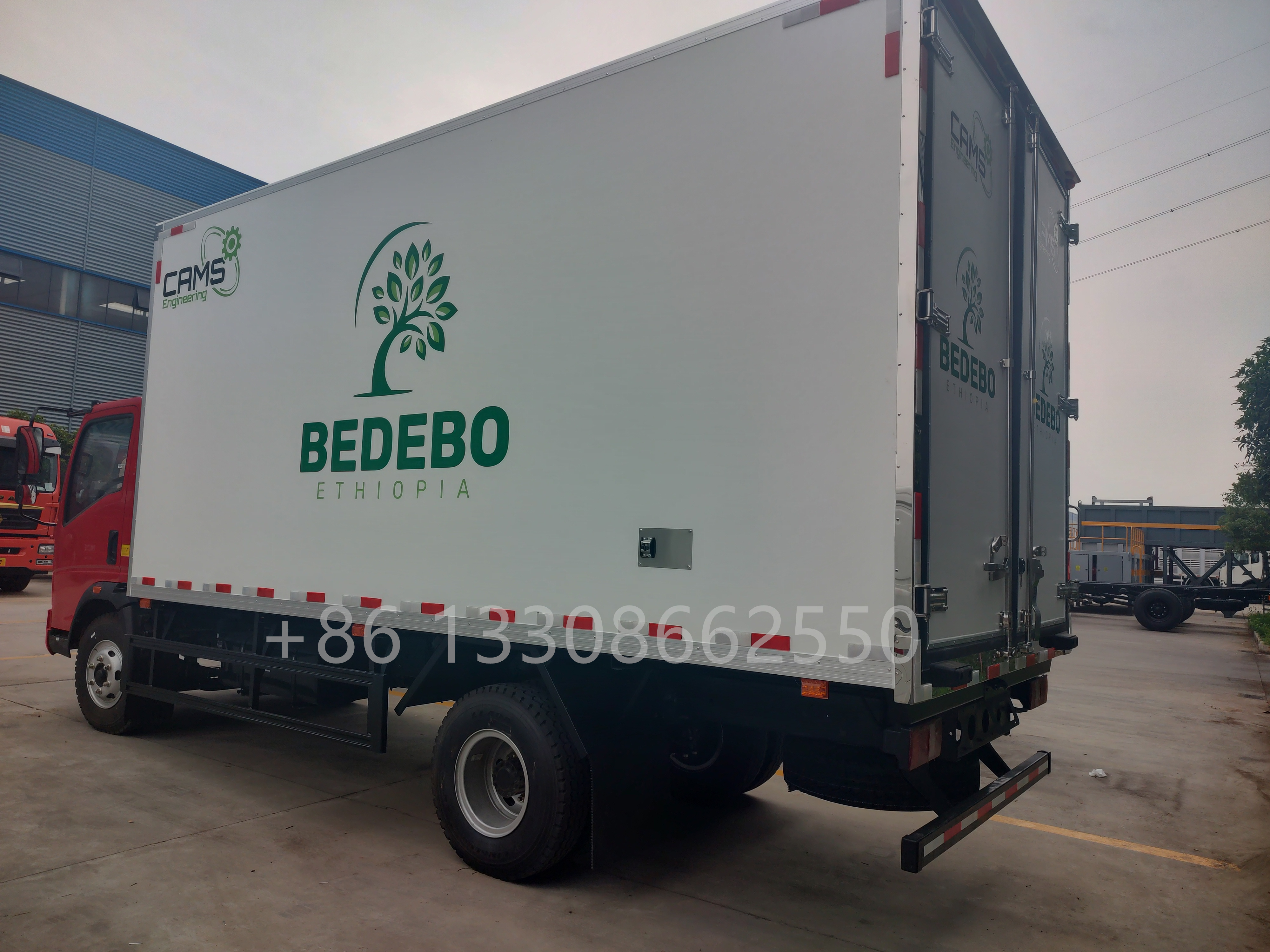 Howo Refrigerator Van Lorry Truck Freezer Box Truck Cooling Van Truck Refrigerated Box Vehicle for Meat Fish and Vegetable