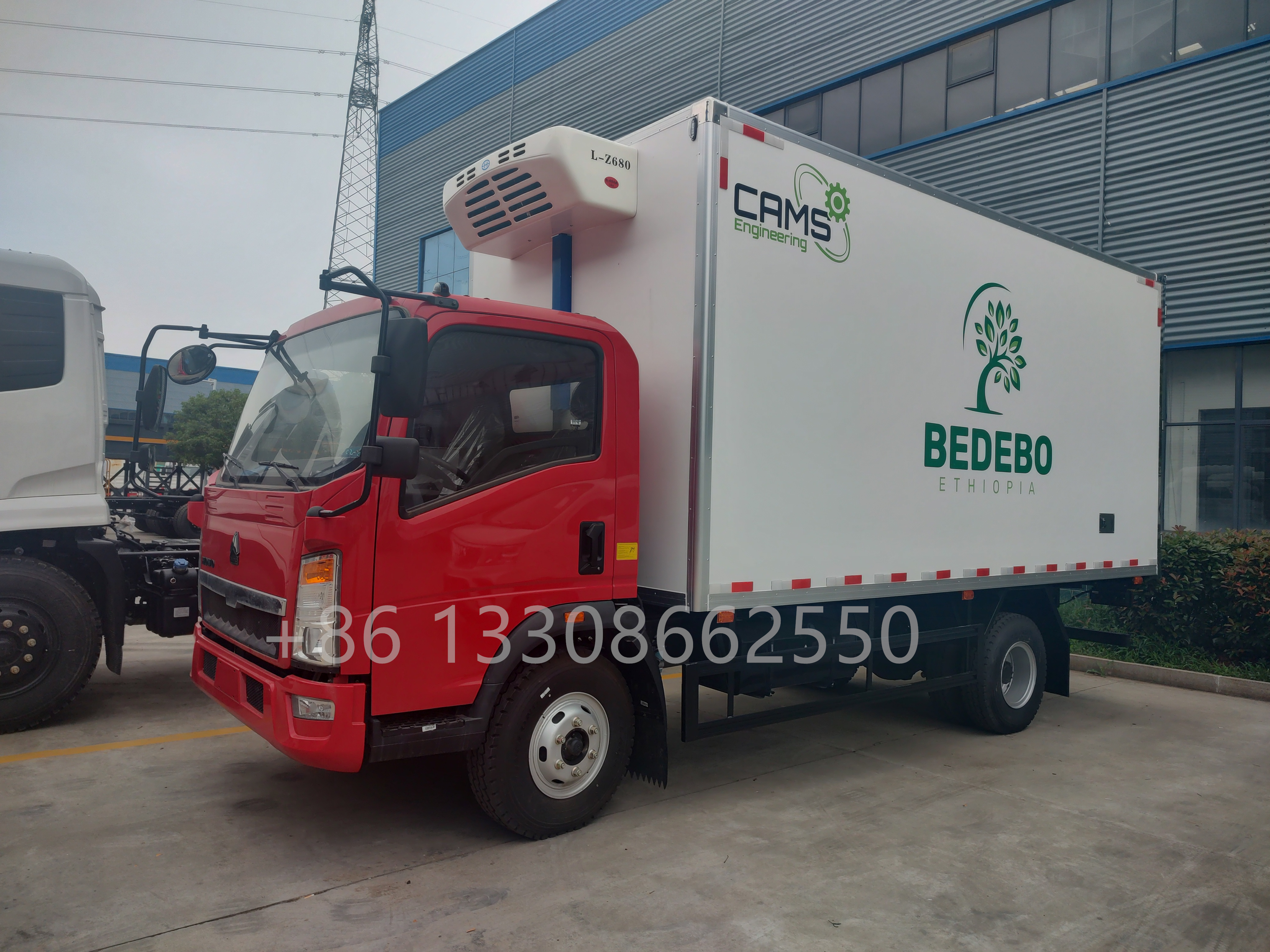 Howo Refrigerator Van Lorry Truck Freezer Box Truck Cooling Van Truck Refrigerated Box Vehicle for Meat Fish and Vegetable