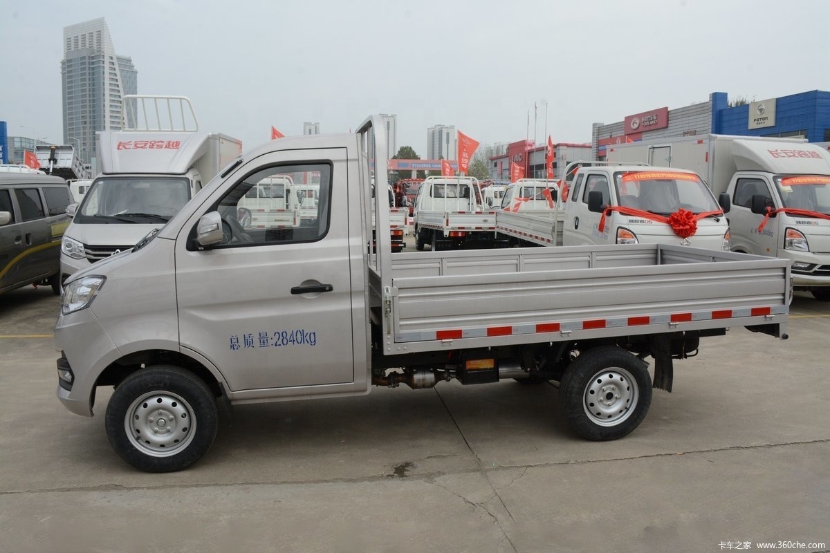 Cheap Price 1-2T Cargo Truck Mini Delivery 2023 Manual Changan mini truck for Sale Euro 6