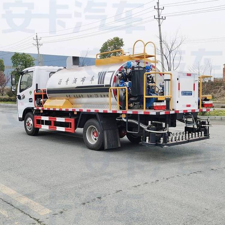 Dongfeng Road Paving Machinery 6cbm Bitumen Truck Road Maintenance Sprayer Asphalt Spraying Bitumen Distributor Truck