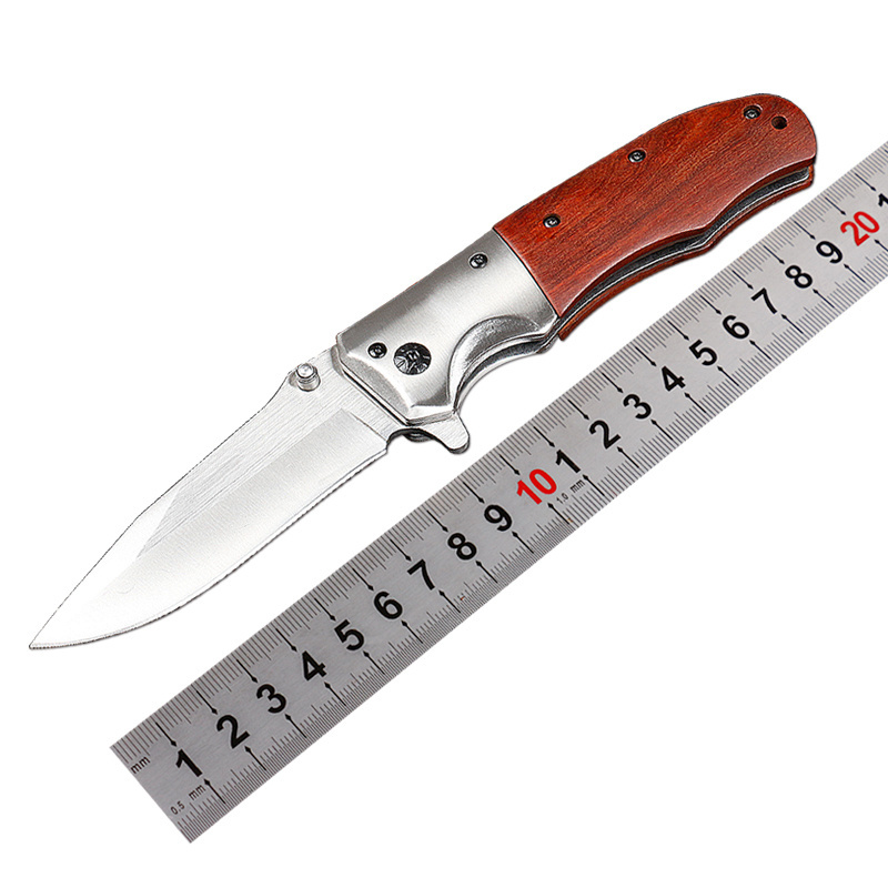 2018 Best Selling High Quality Cost Effective Hunting Pocket Camping Knife Survival Folding Knife 440 Steel Wood Easy Carry