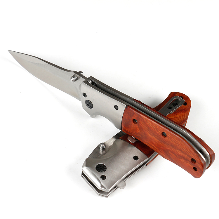 2018 Best Selling High Quality Cost Effective Hunting Pocket Camping Knife Survival Folding Knife 440 Steel Wood Easy Carry