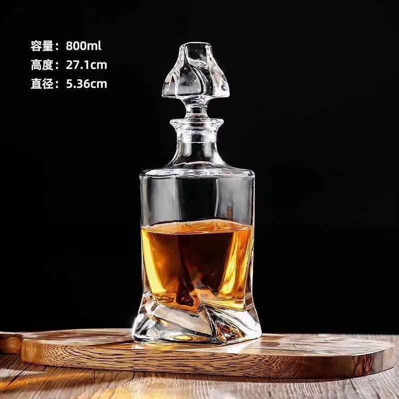 Custom design animal shaped alcohol 500ml 750ml brandy whisky vodka glass bottle glass bottles manufacture wholesale