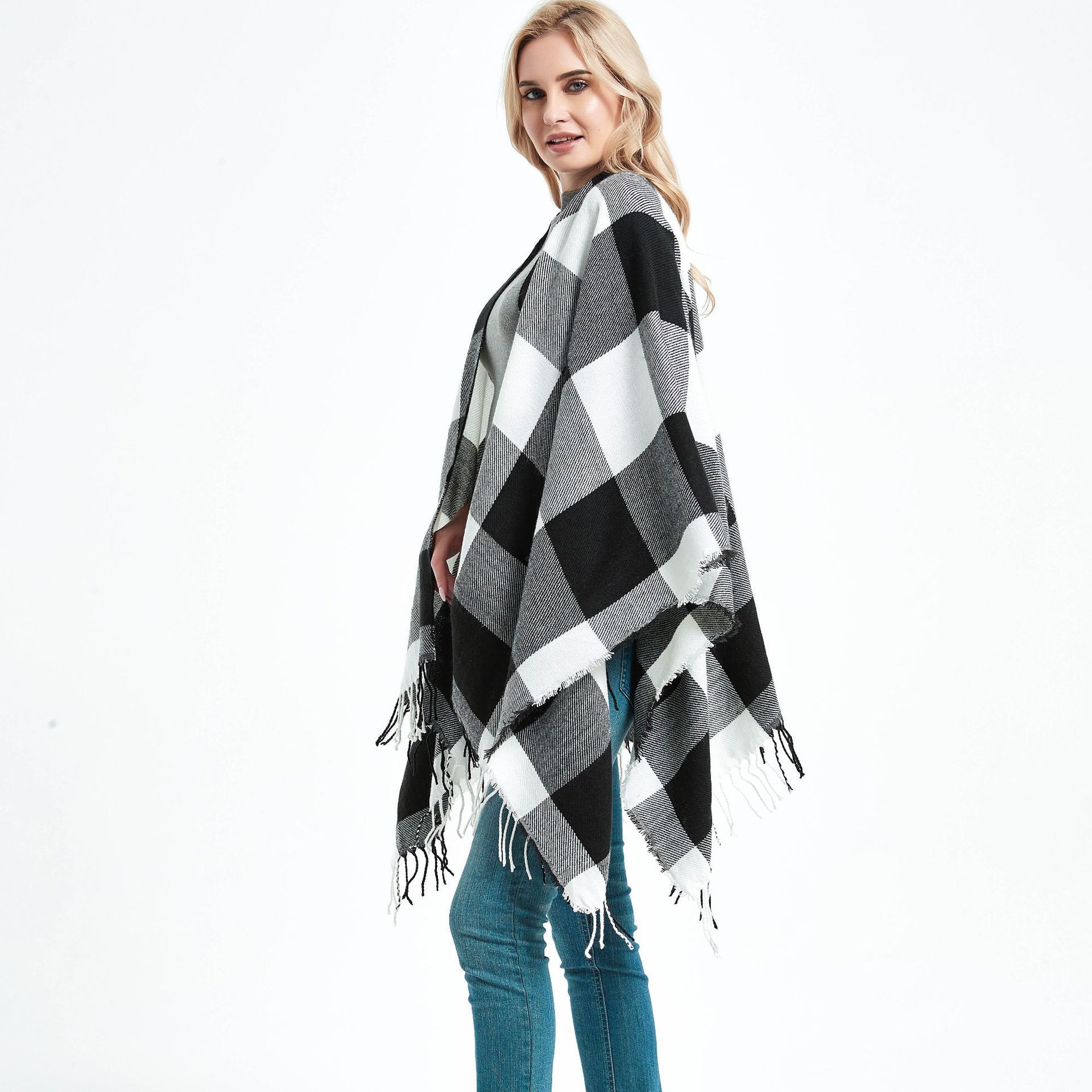 autumn winter new shawl ladies cashmere black and white tassel plaid split shawl