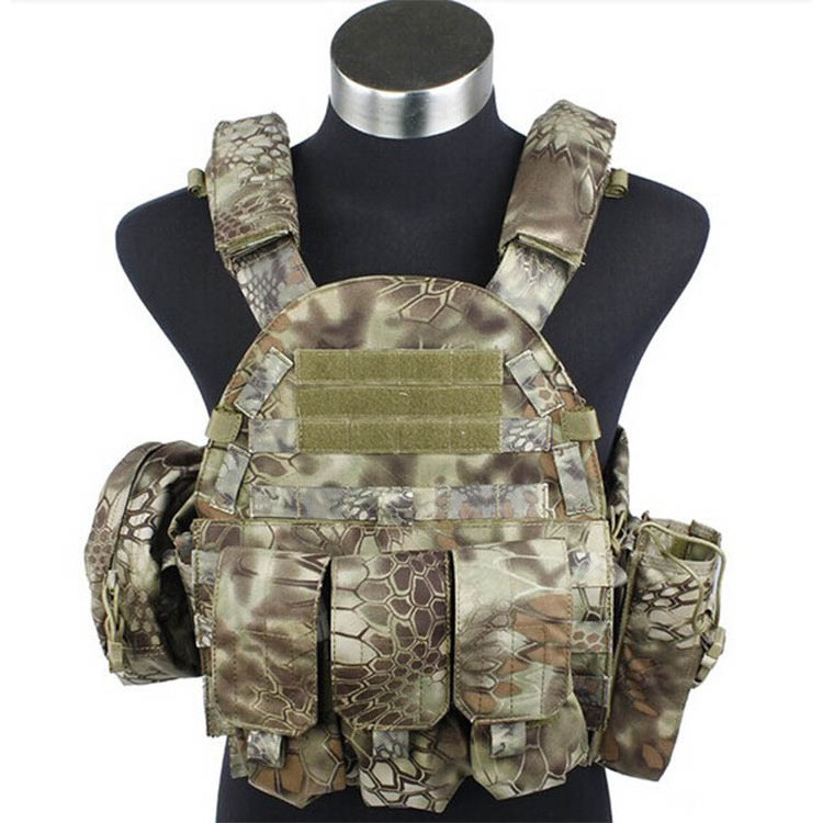 Camouflage Combat Tactical Vest with Pouch