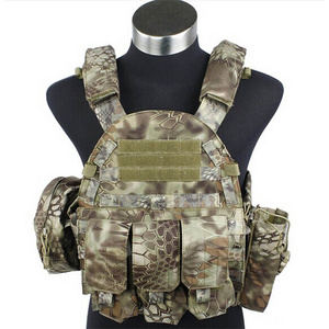 Camouflage Combat Tactical Vest with Pouch