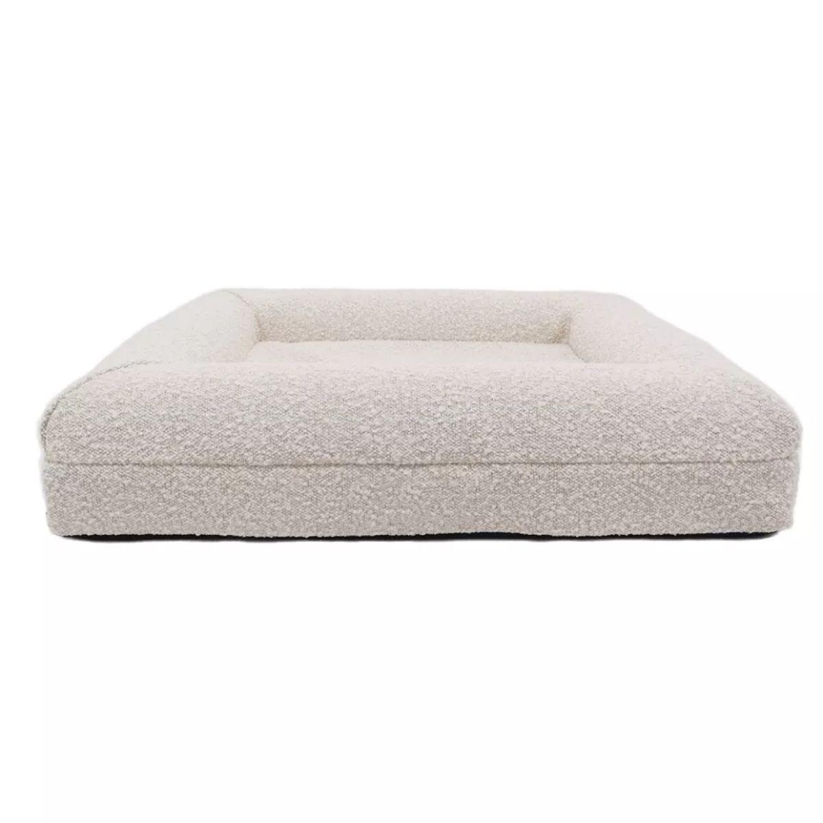 Classical Style Dog Beds Compact Pet Furniture Supplies Luxury Boucle Soft Dog Pet Bed