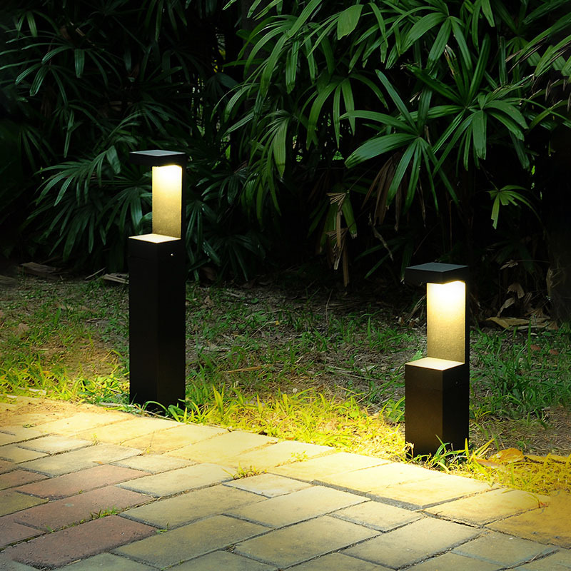 Outdoor Waterproof Wireless Landscape Security Stake Bollard Hollow Out Lamp Path Pathway Automatic LED Solar Garden Lights