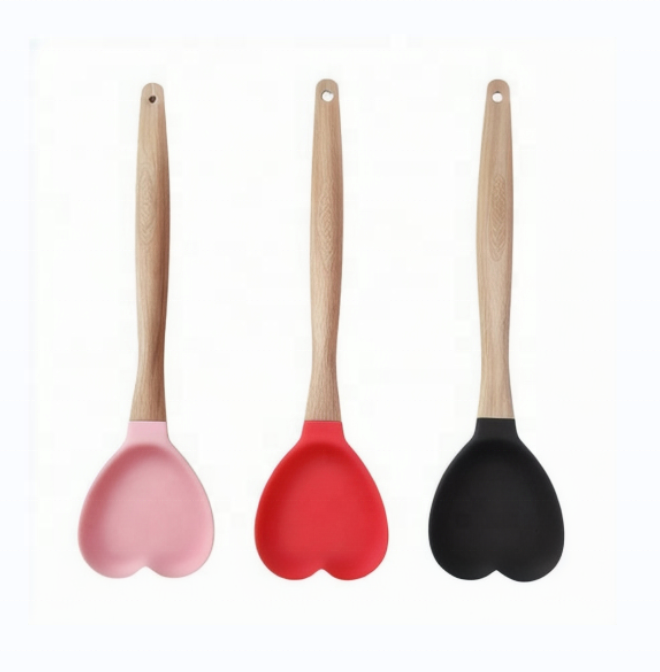 Cheap Valentine's day Heart Shaped Silicone Spatula With Wooden Handle For Baking Stirring Pastry Kitchen Utensil