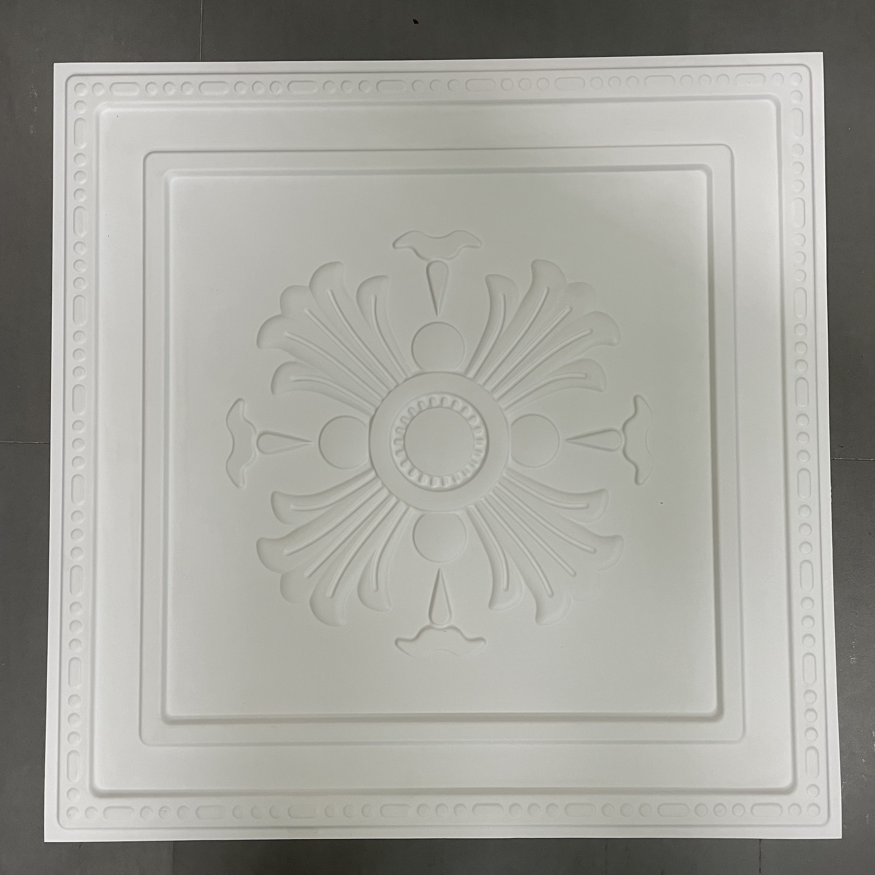 Hot Sale Indoor Decoration 60X60cm Pvc Laminated Board Room Ceiling Installation Pvc Ceiling Panel Tiles