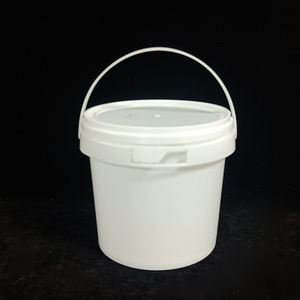 Round Bucket for Candy Cookie Chocolate Bucket Manufacturer PP IML 2L Food Grade Colorful Cheap Plastic with Handle flexography