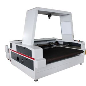 T shirts making 1810 scan camera auto-feeding cloth laser cutting machine textile laser cutting machine price