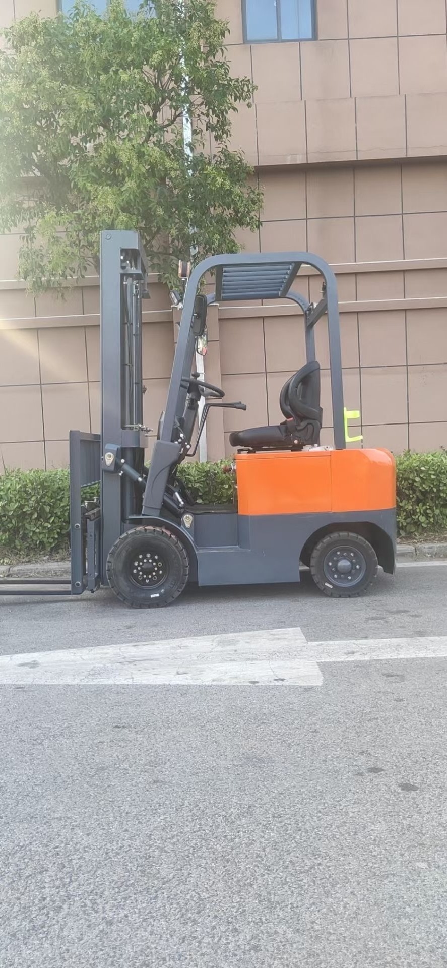 RUM Electric LPG Forklift Truck 1.8 Ton 2 Ton 3 Ton 4 Ton 5 Ton 6 Ton 7 Ton 8 Ton 10 Ton Diesel Forklift in Stock