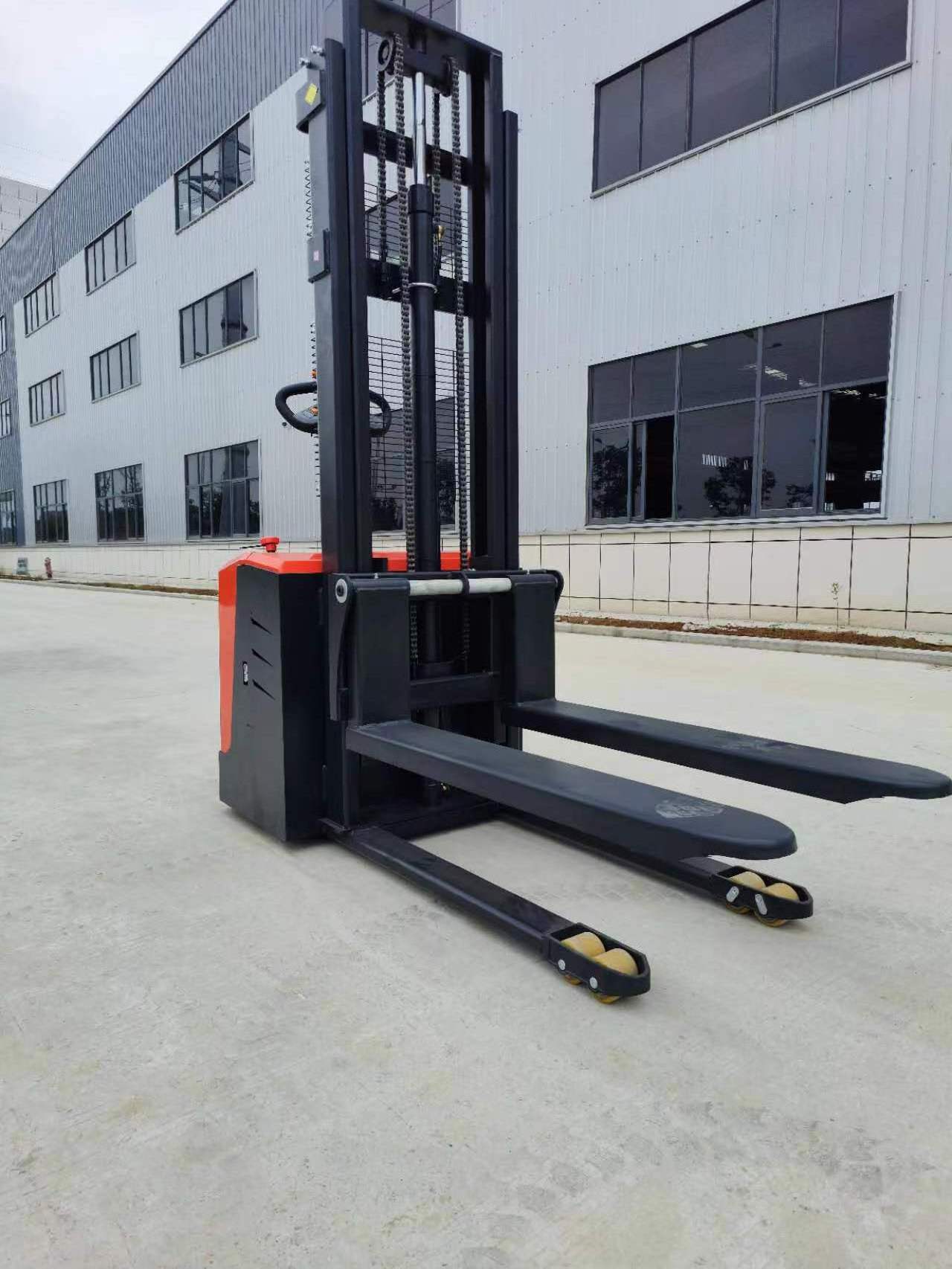 2 Ton Electric Stacker Standing Pallet Stacking Truck Forklift for Material Handling Equipment