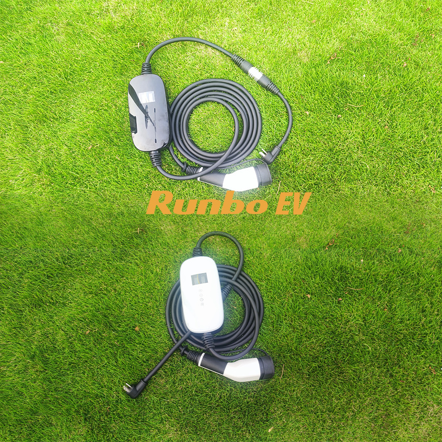 RunboEV P2001 11kw 22kw ev fast charging station pile wallbox 22kw ac ev charger type 2 EU wall mounted 22kw on board charger