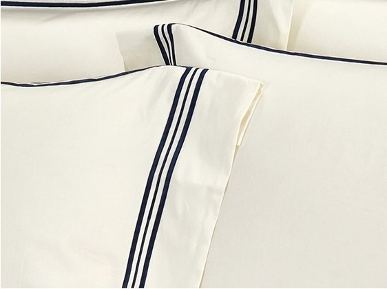 Custom Wholesale Embroidered Hotel Linens 100% Cotton Duvet Cover and Flat Sheet Set Satin Pattern Bedding