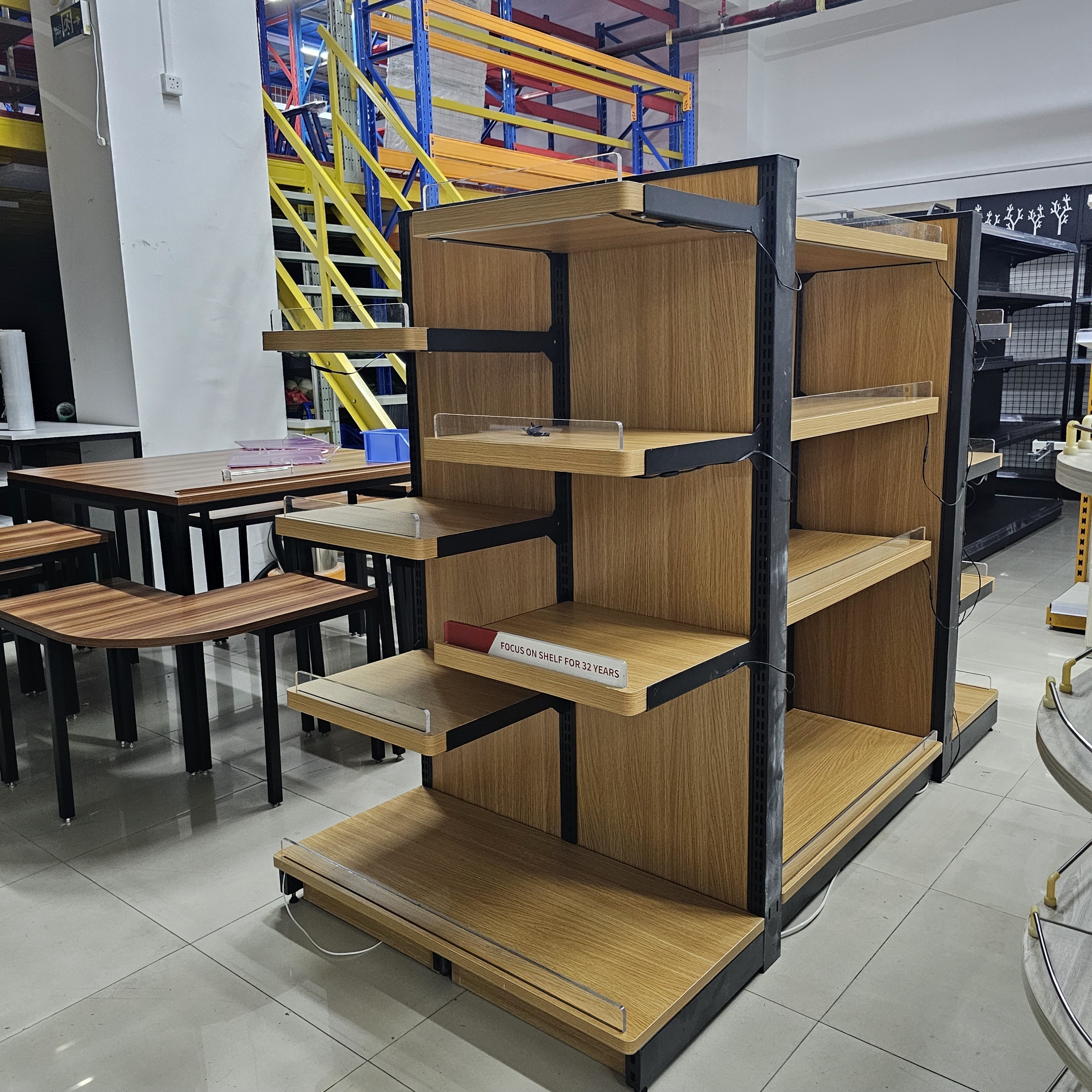 RunDa Heavy Duty Supermarket Metallic Shelves Store Display Racks Gondola Shelving OEM and ODM