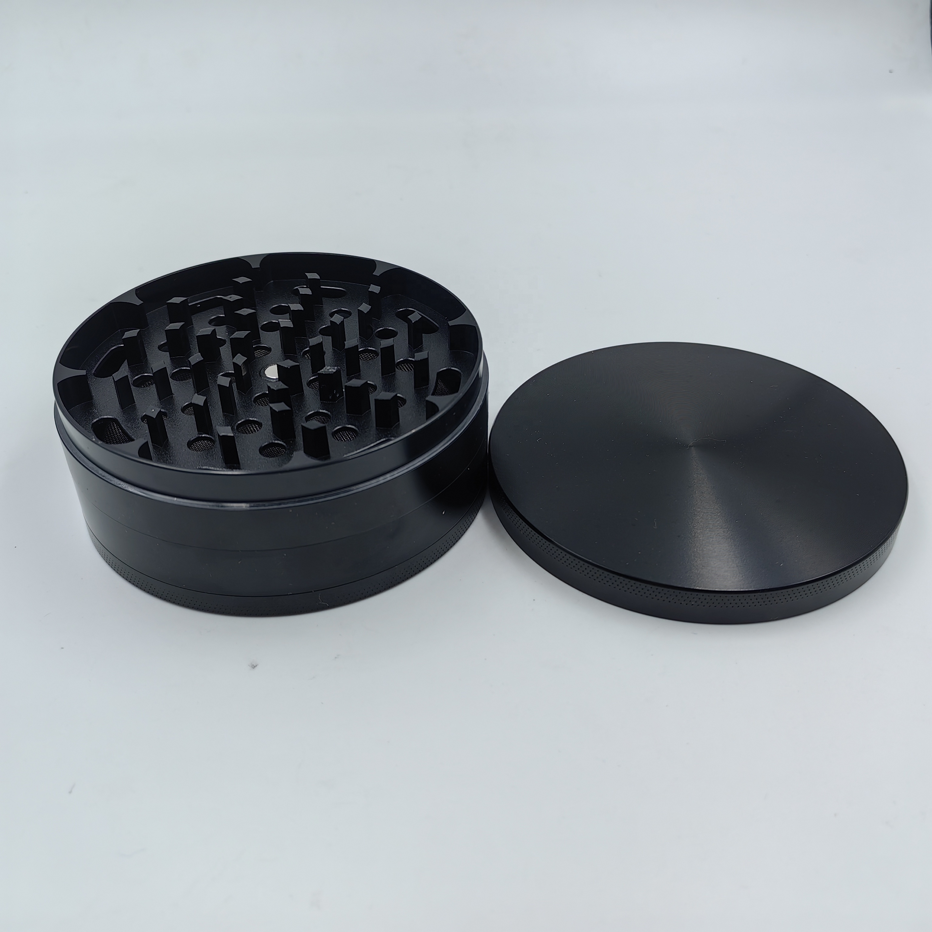 40mm 50mm 55mm 63mm 75mm 100mm Custom Black Zinc Aluminum Alloy Tobacco Grinder 4 Part Large Herb Grinder