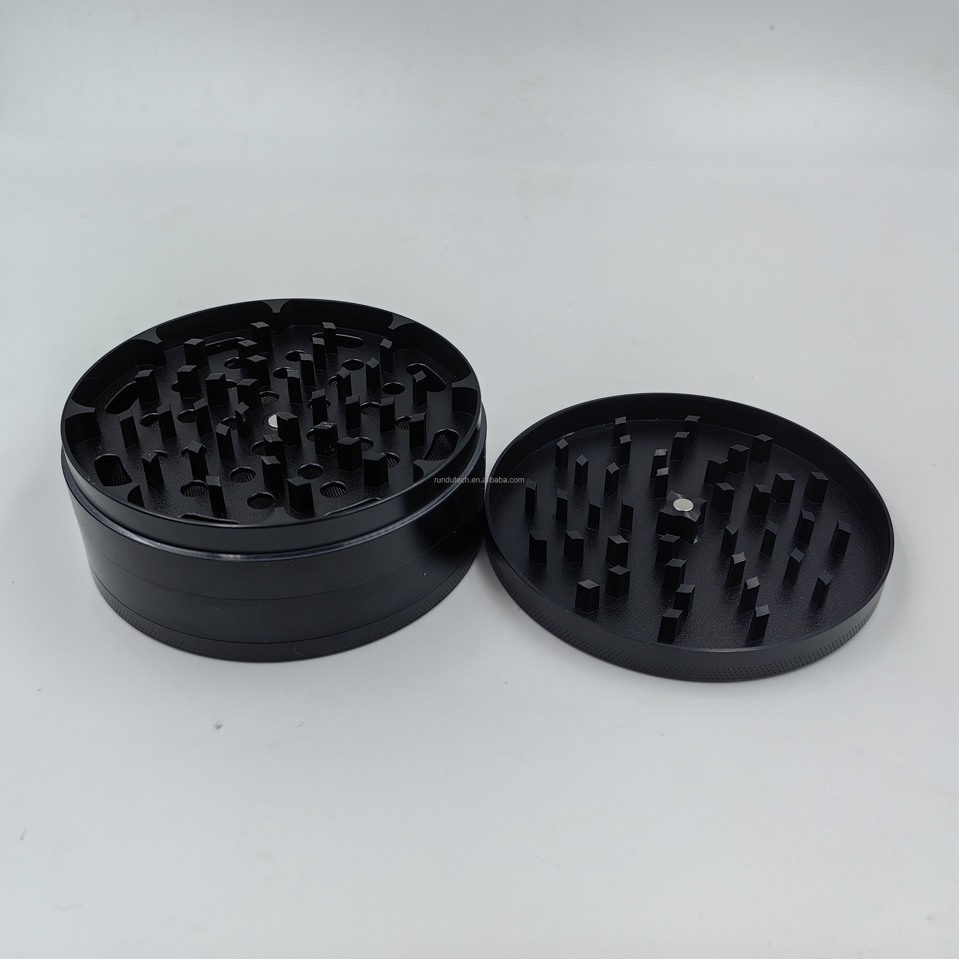 40mm 50mm 55mm 63mm 75mm 100mm Custom Black Zinc Aluminum Alloy Tobacco Grinder 4 Part Large Herb Grinder