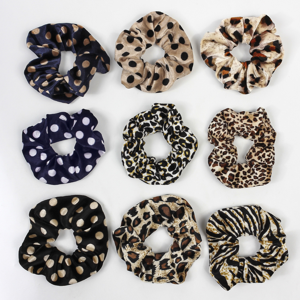 Wholesale Women Hair Accessories Fabric Leopard Animal Print Velvet Elastic Hair Band Hair Ties Scrunchies