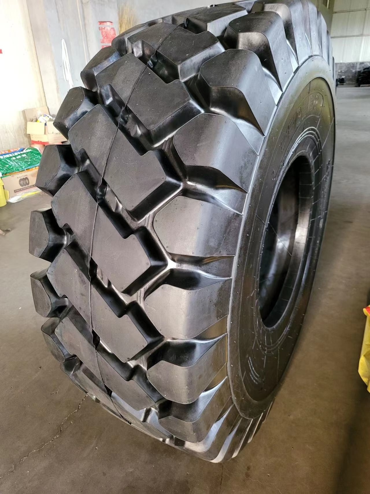 Greamark Brand High-quality tires Semi-steel offroad tire 23.5R25 Tyres Pneus Otr Articulated Dump Truck