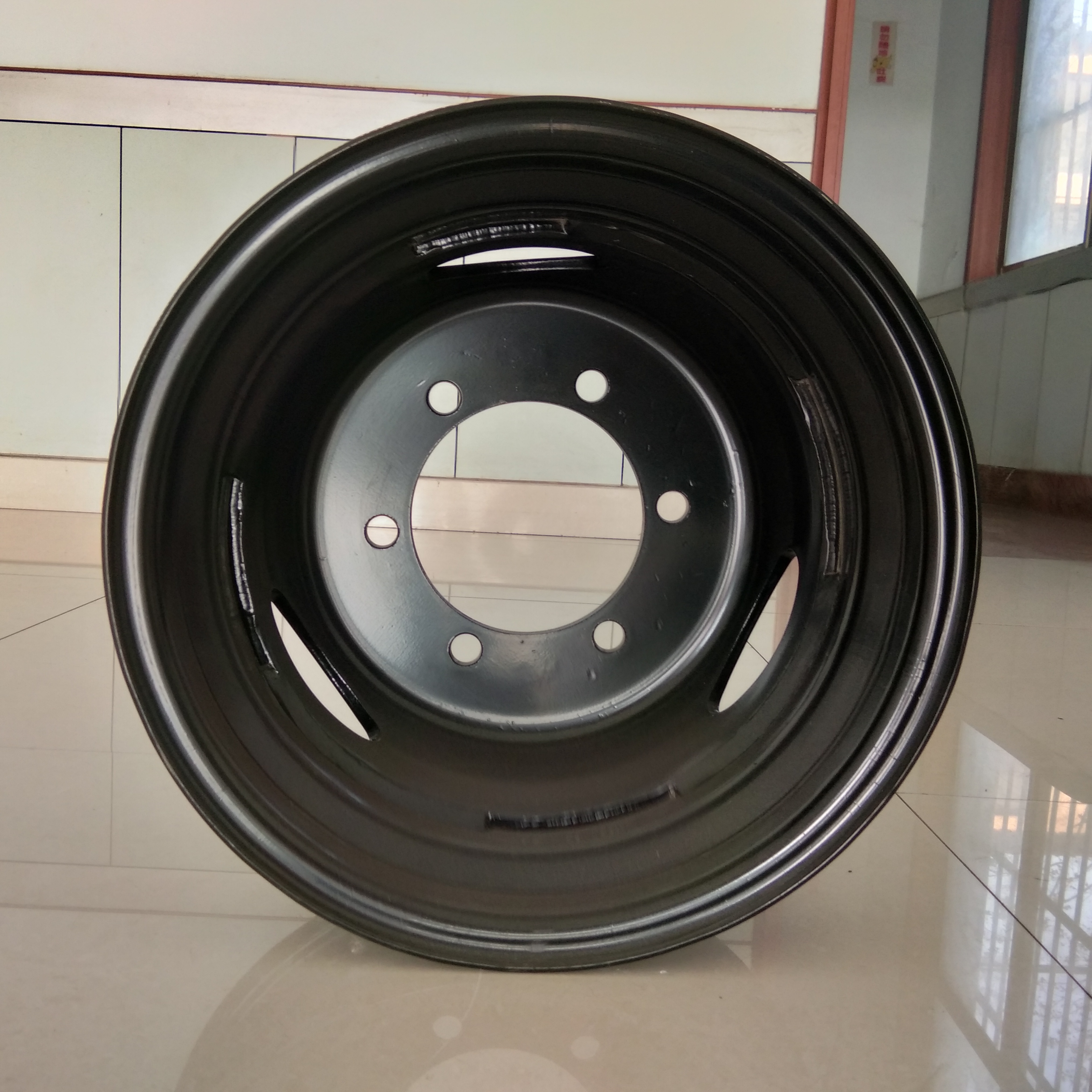 Passenger car wheels 14 inch 4.5Jx14 light truck rims steel trailer wheel rims for sale