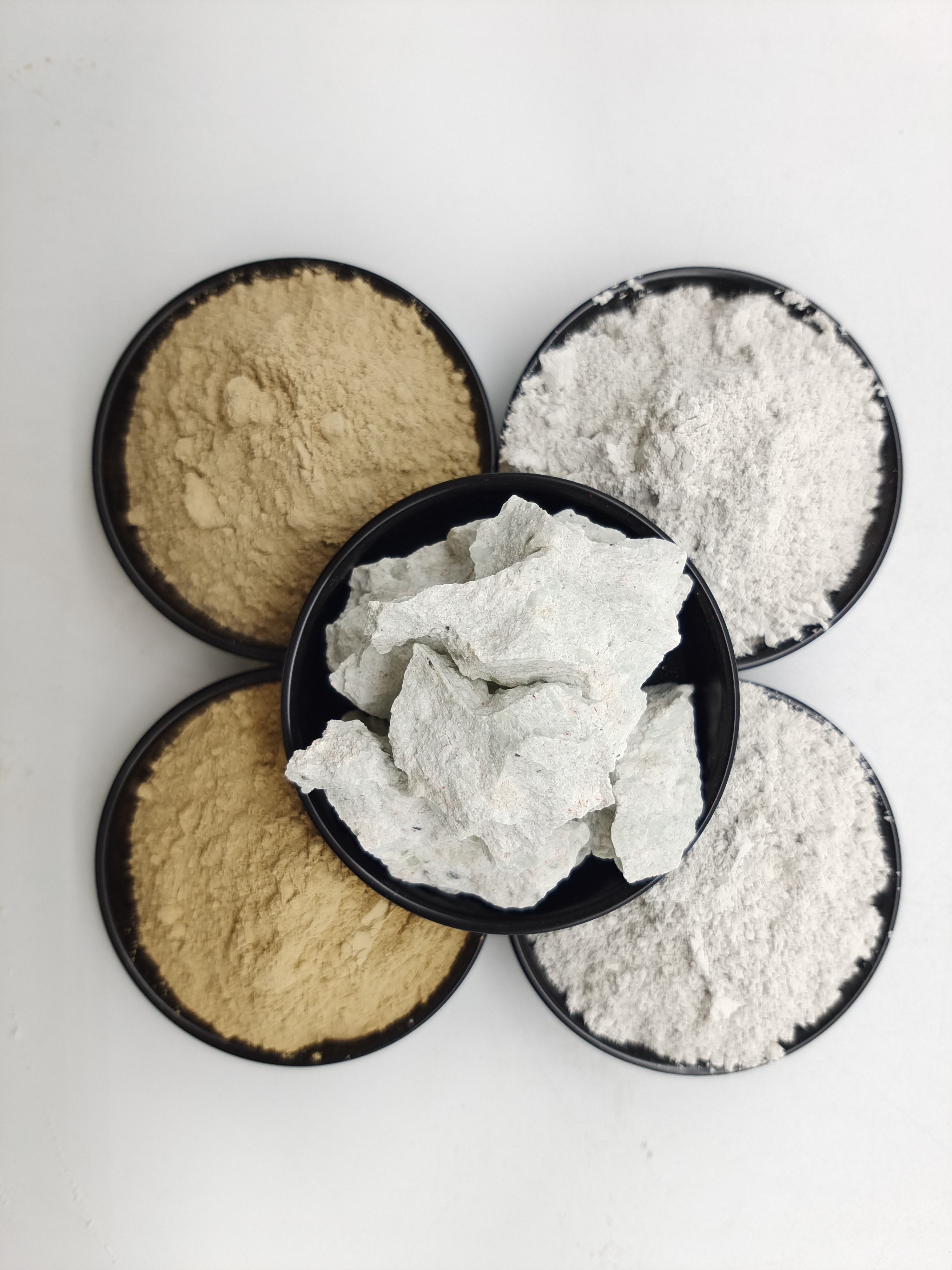 Skin Cosmetics Organic Bentonite for Tooth Powder Natural Montmorillonite Clay Desiccant Sodium Bentonite Calcium Exploiting