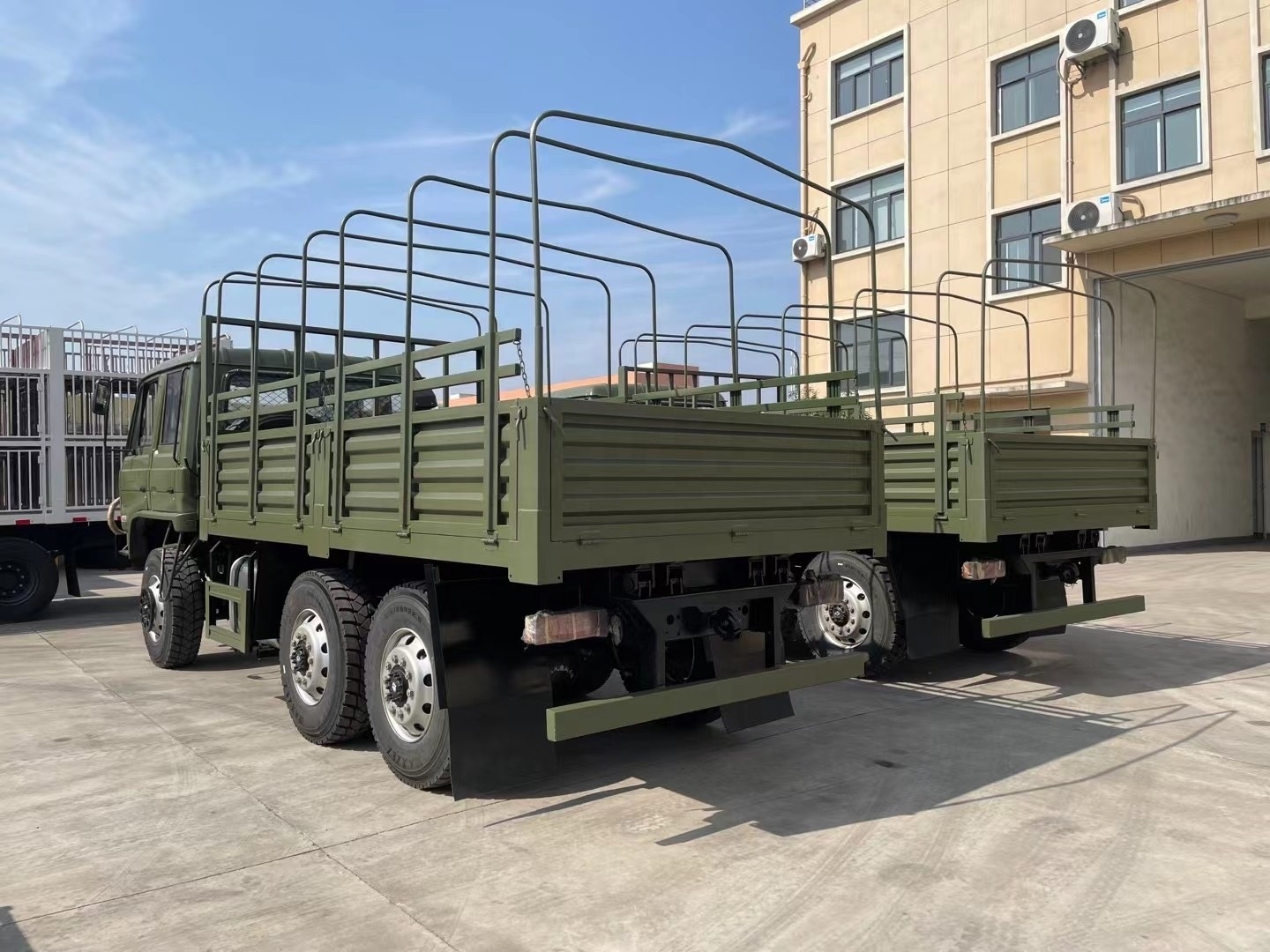 Hot Dongfeng China 4wd 6wd off road off road logging truck