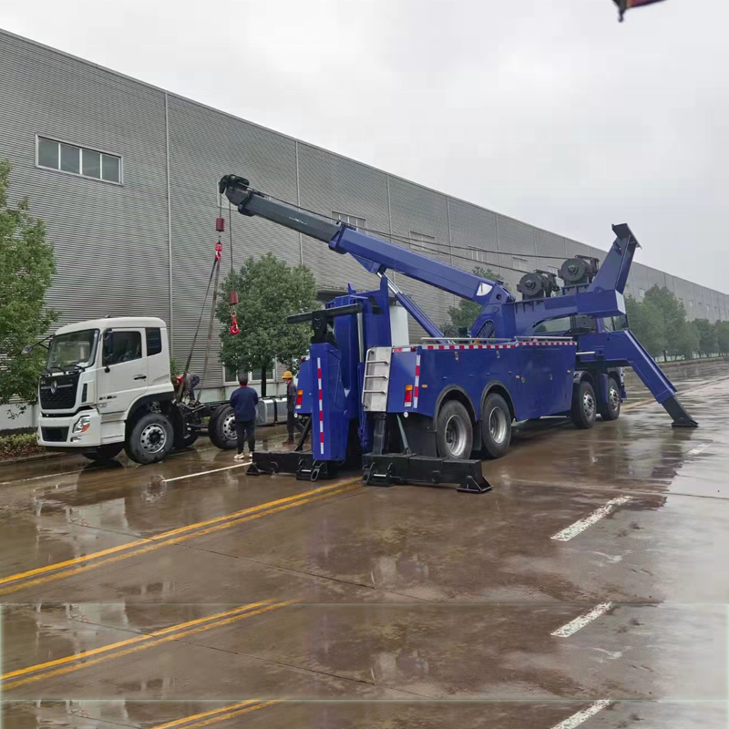 ISUZU  50-ton trailer-crane separation wrecker with rotary crane