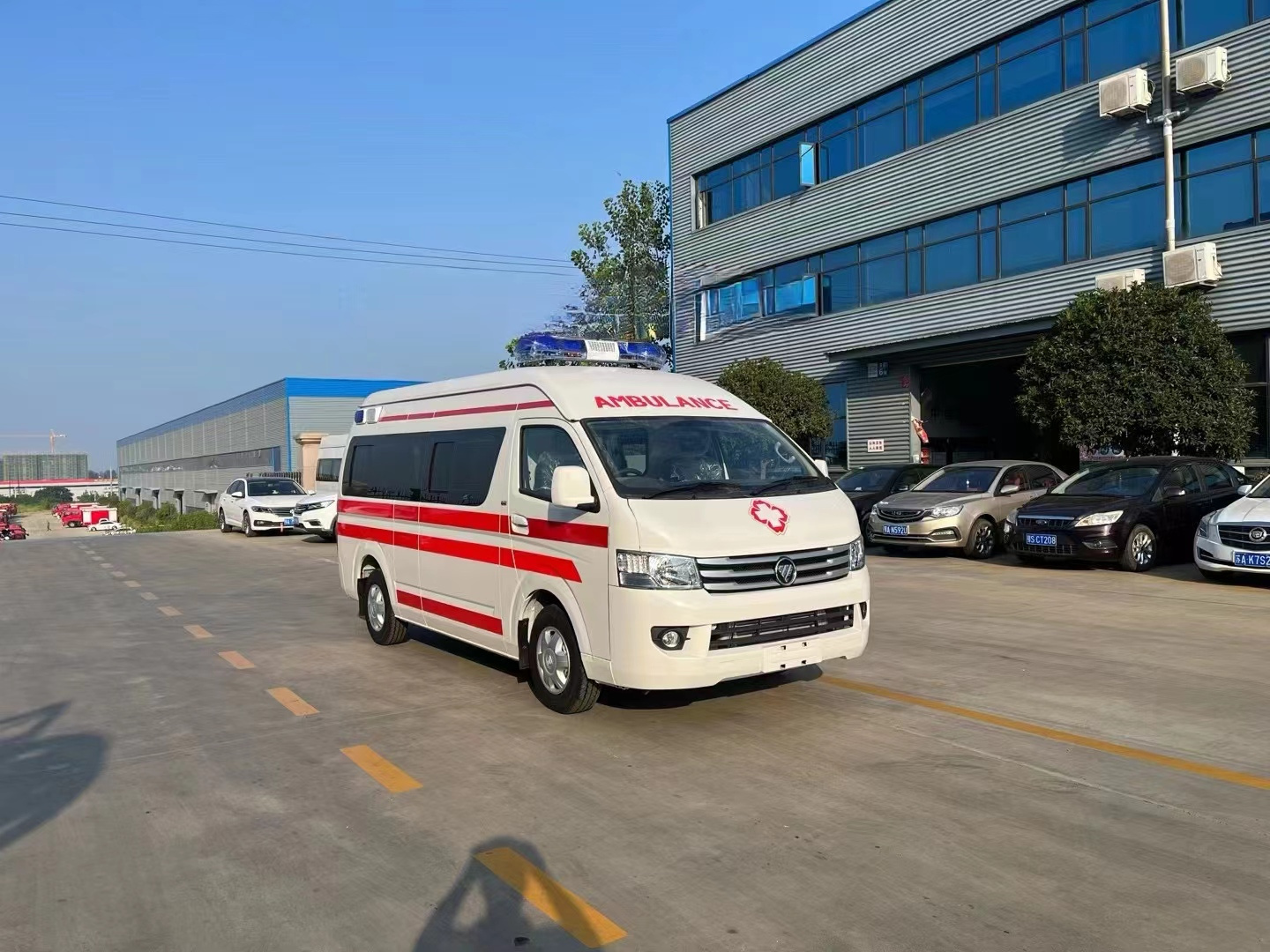 Low price Quality Factory Direct medical equipment Ambulances and ambulance equipment for sale