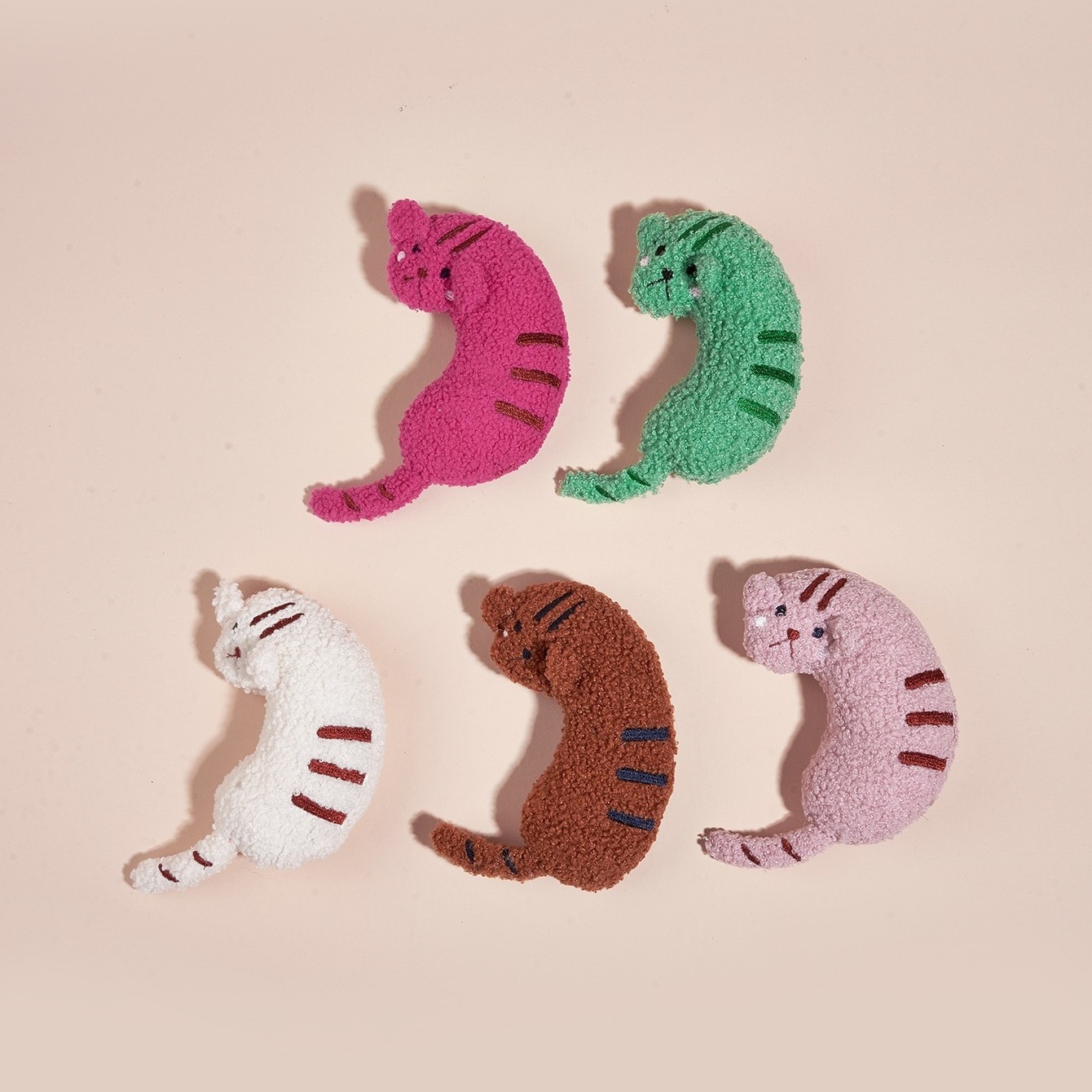 Runpin W161 Kitten Shaped Pet Pillow Plush Squeaky Dog Cat Chew Toys