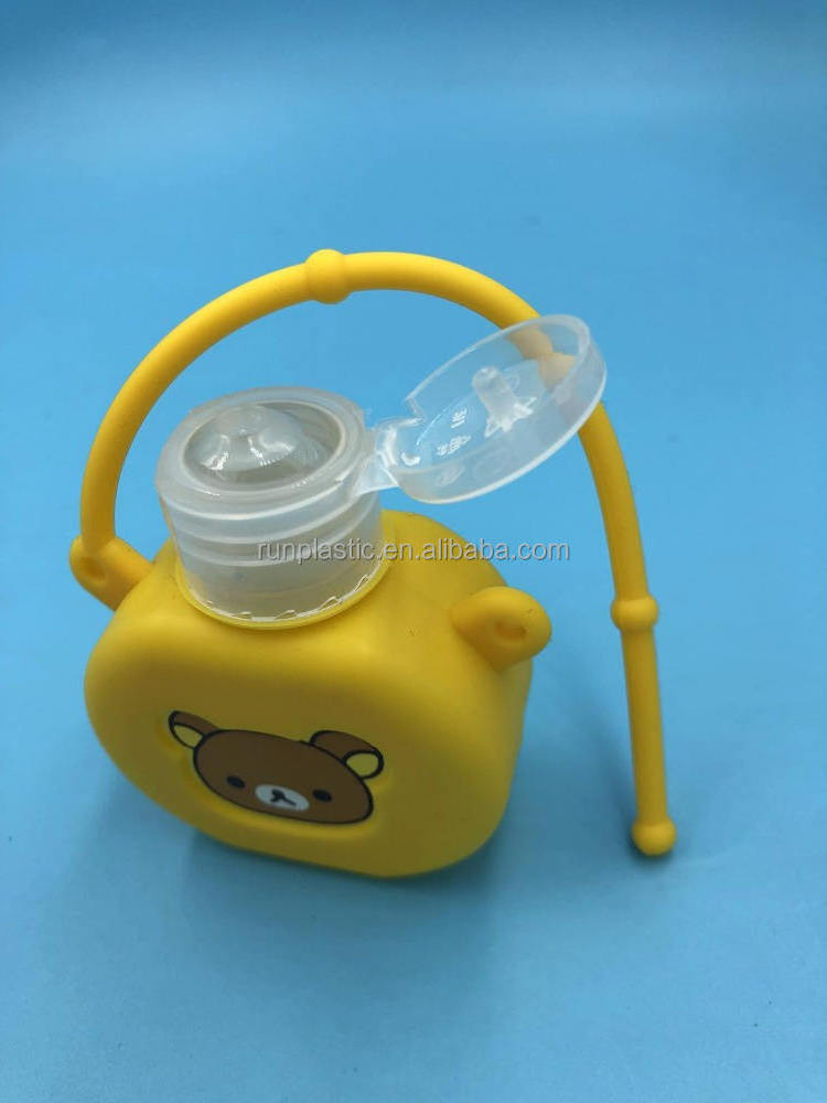 round plastic bottle in 30ML Hand Sanitizer gel pet Bottle silicone rubber holder and case