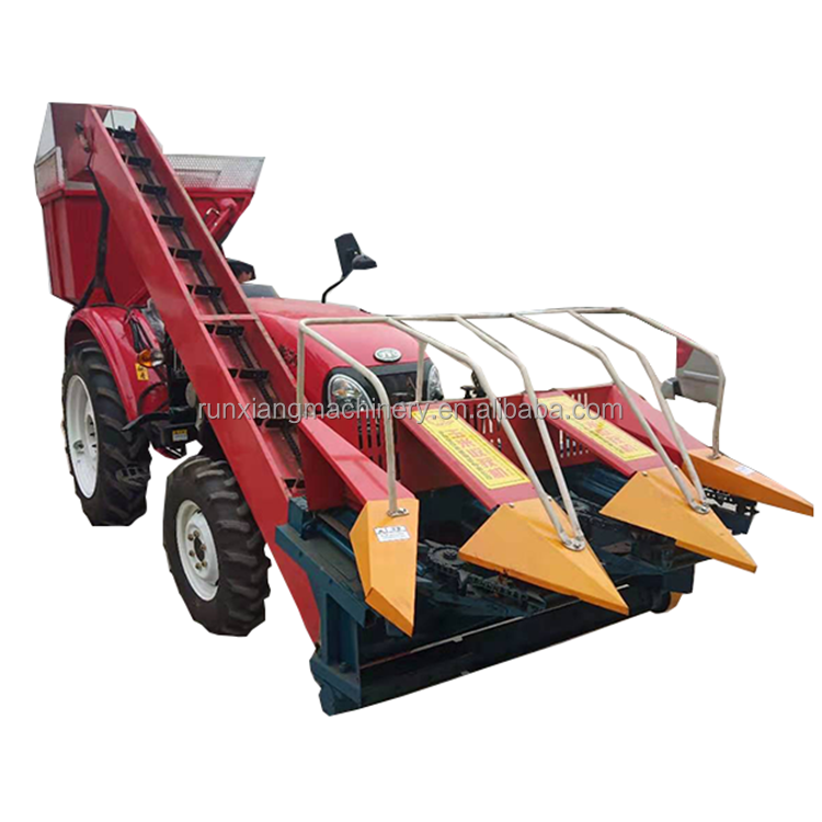 Mini corn combine harvester/maize reaping machine